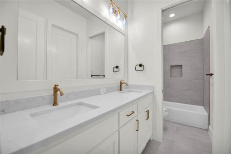 5017 Frost Creek Aledo TX 76008