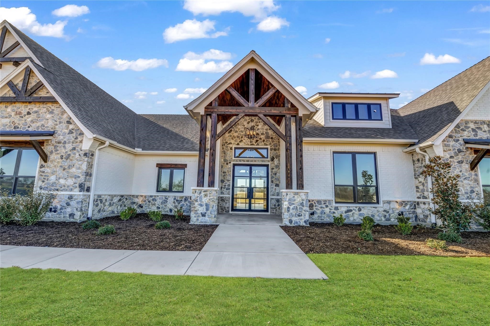 5017 Frost Creek Aledo TX 76008