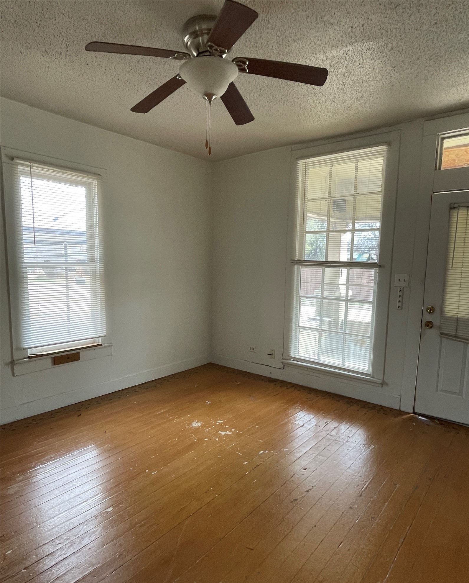 512 NW 5th Street Mineral Wells TX 76067