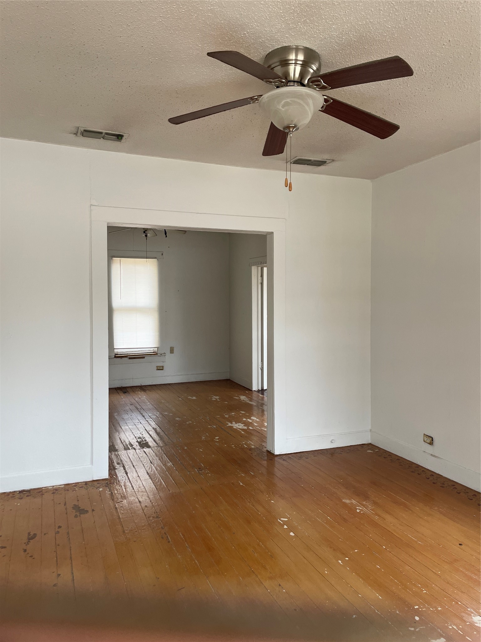 512 NW 5th Street Mineral Wells TX 76067