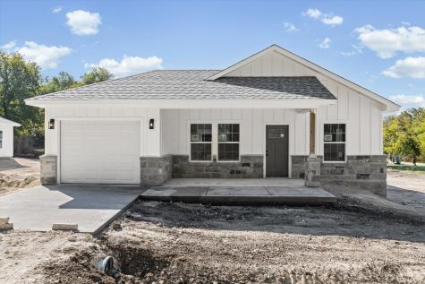 305 Meador Street Moody TX 76557