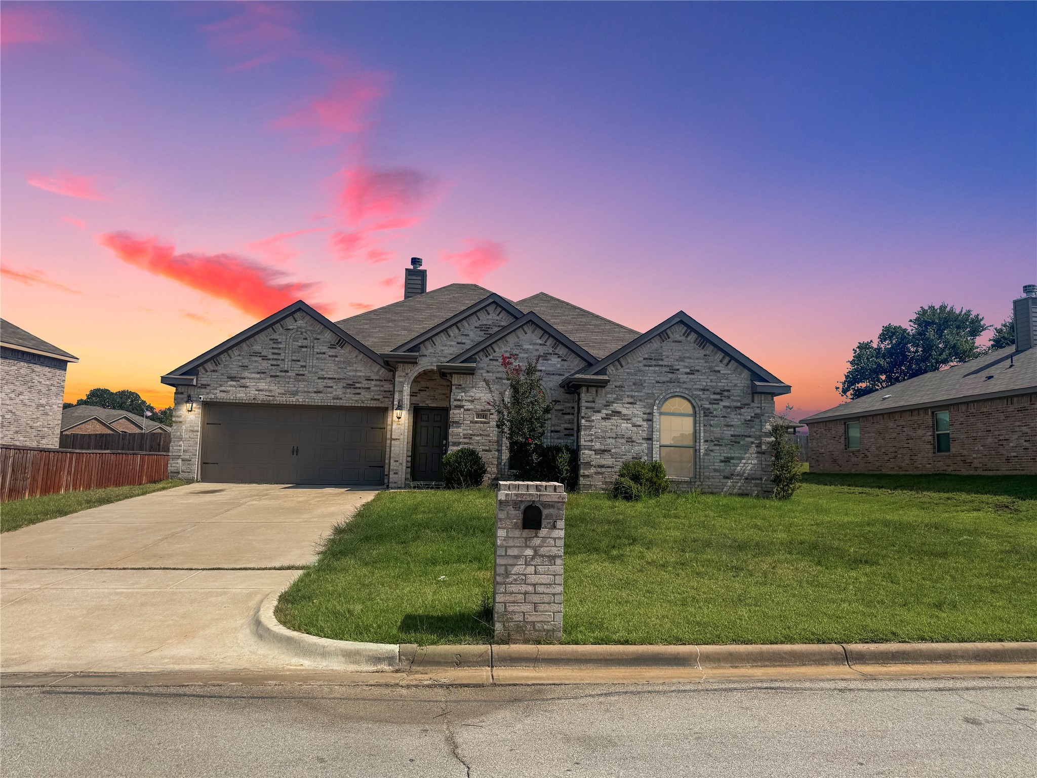 3741 Cecelia Lane Forest Hill TX 76140