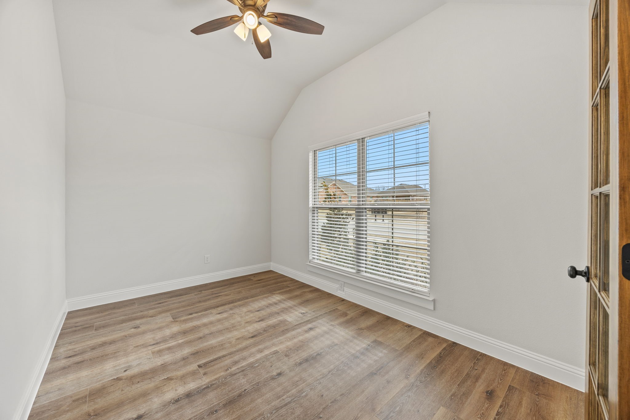 1401 Oak Valley Denton TX 76209