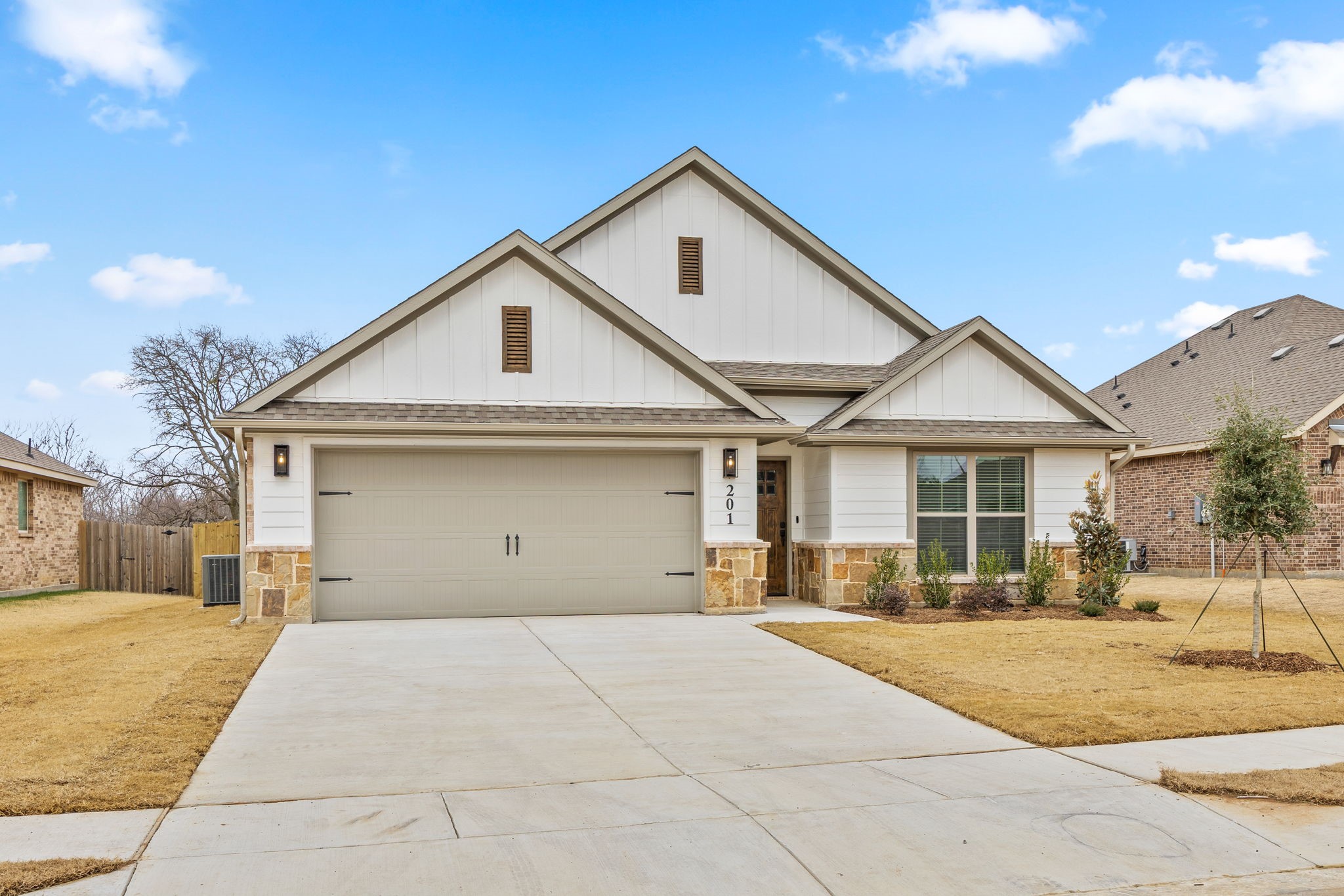 1401 Oak Valley Denton TX 76209