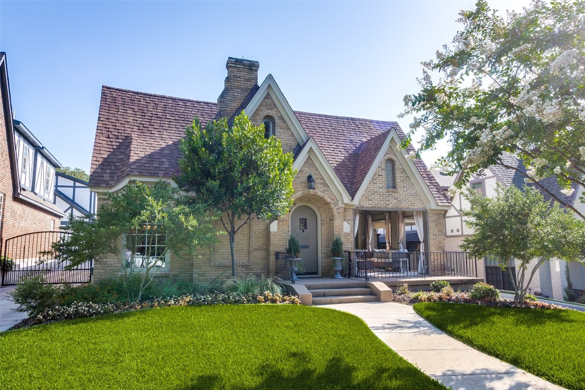 1014 Clermont Avenue Dallas TX 75223