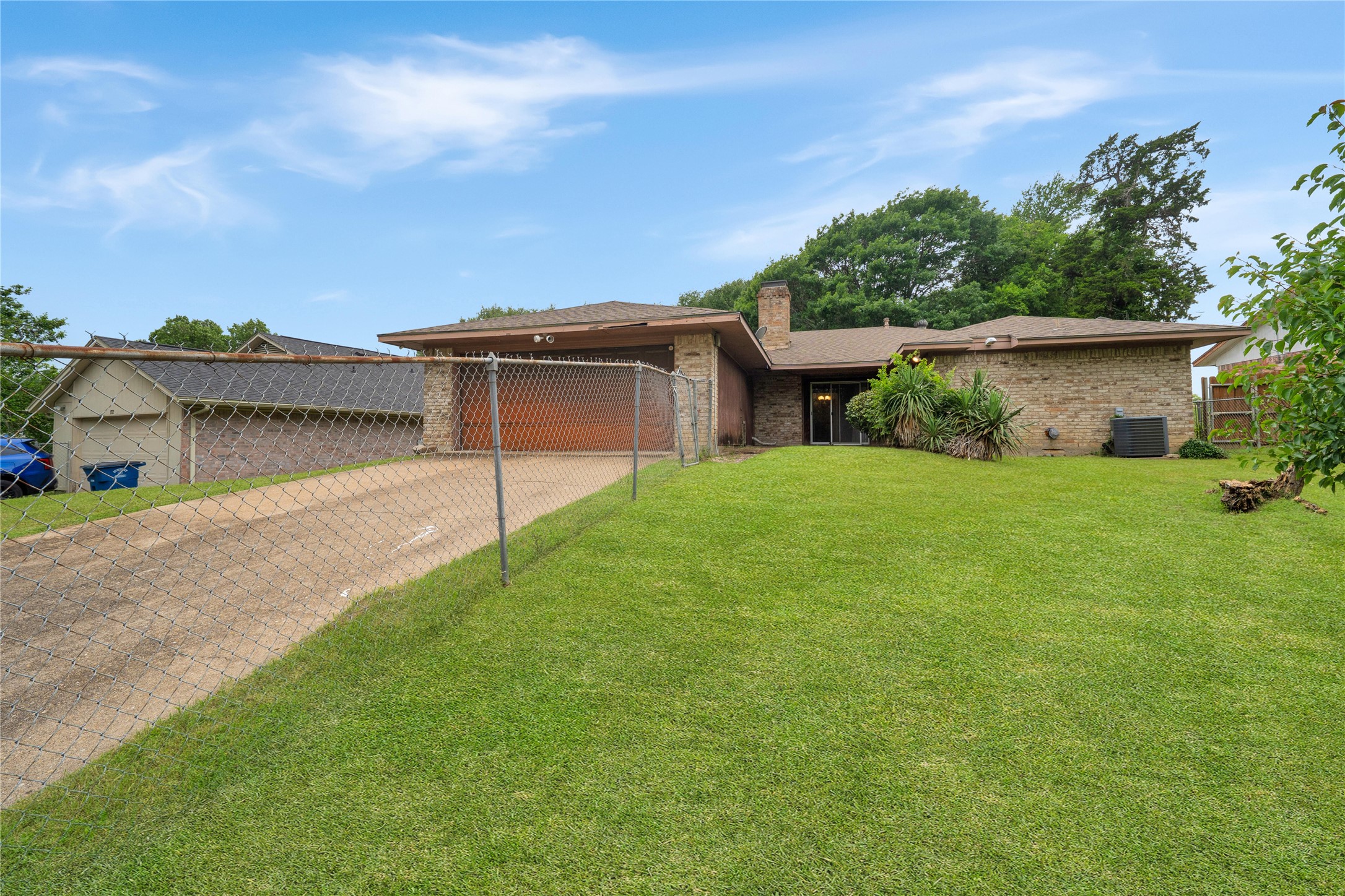 7708 Los Alamitos Drive Dallas TX 75232