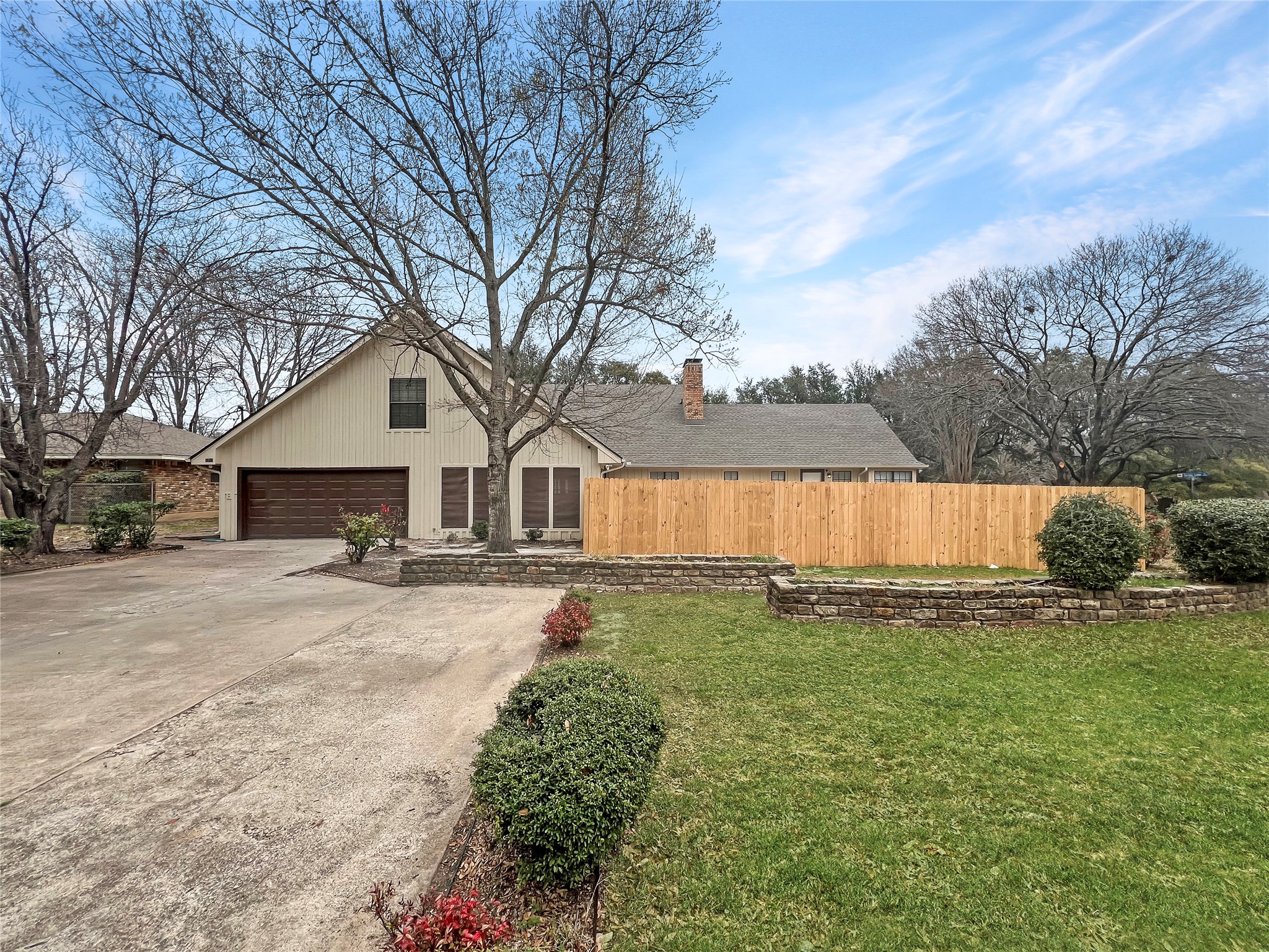 1215 Spring Lake Drive Duncanville TX 75137