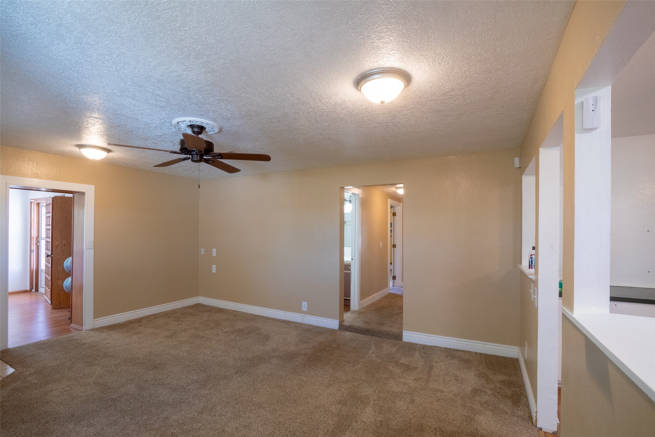 242 E Hamilton Street Lueders TX 79553