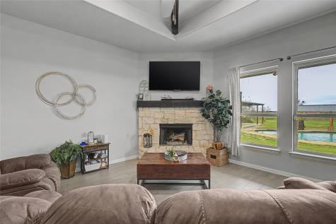 138 Post Oak Way Weatherford TX 76087