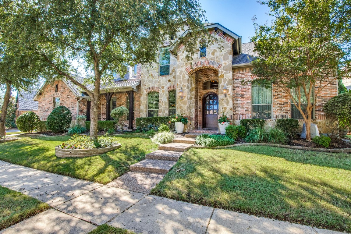 9041 Charles Street Lantana TX 76226