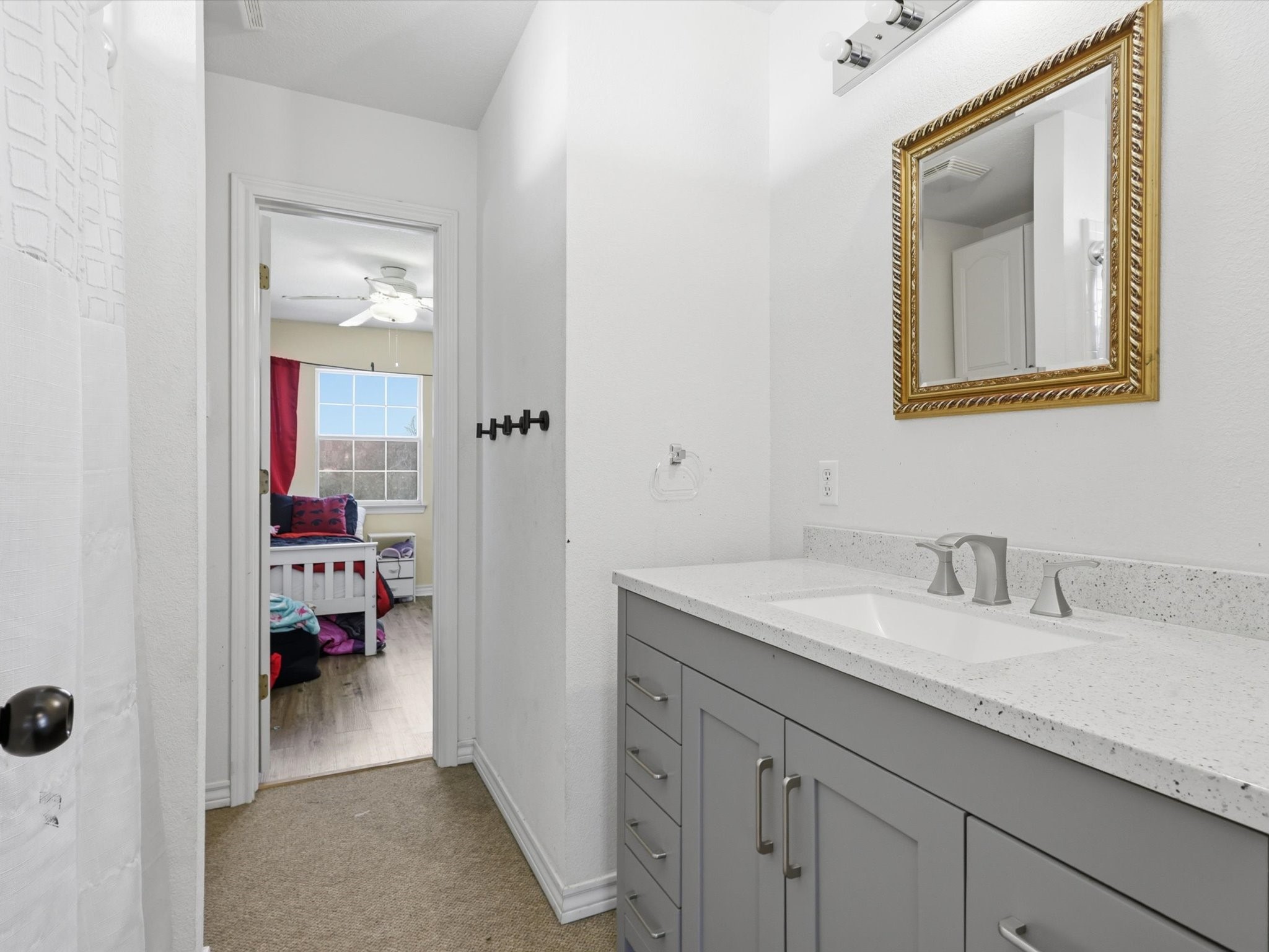 130 Parsonage Street Reno TX 76020