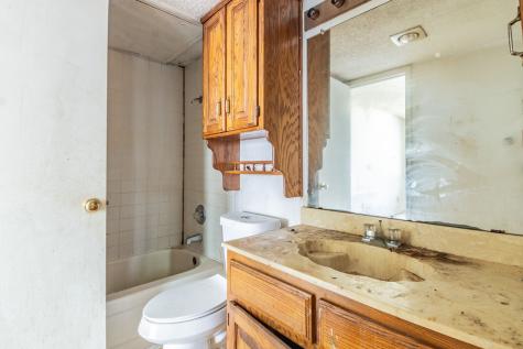 1605 Whiteoak Drive Garland TX 75040