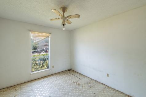 1605 Whiteoak Drive Garland TX 75040