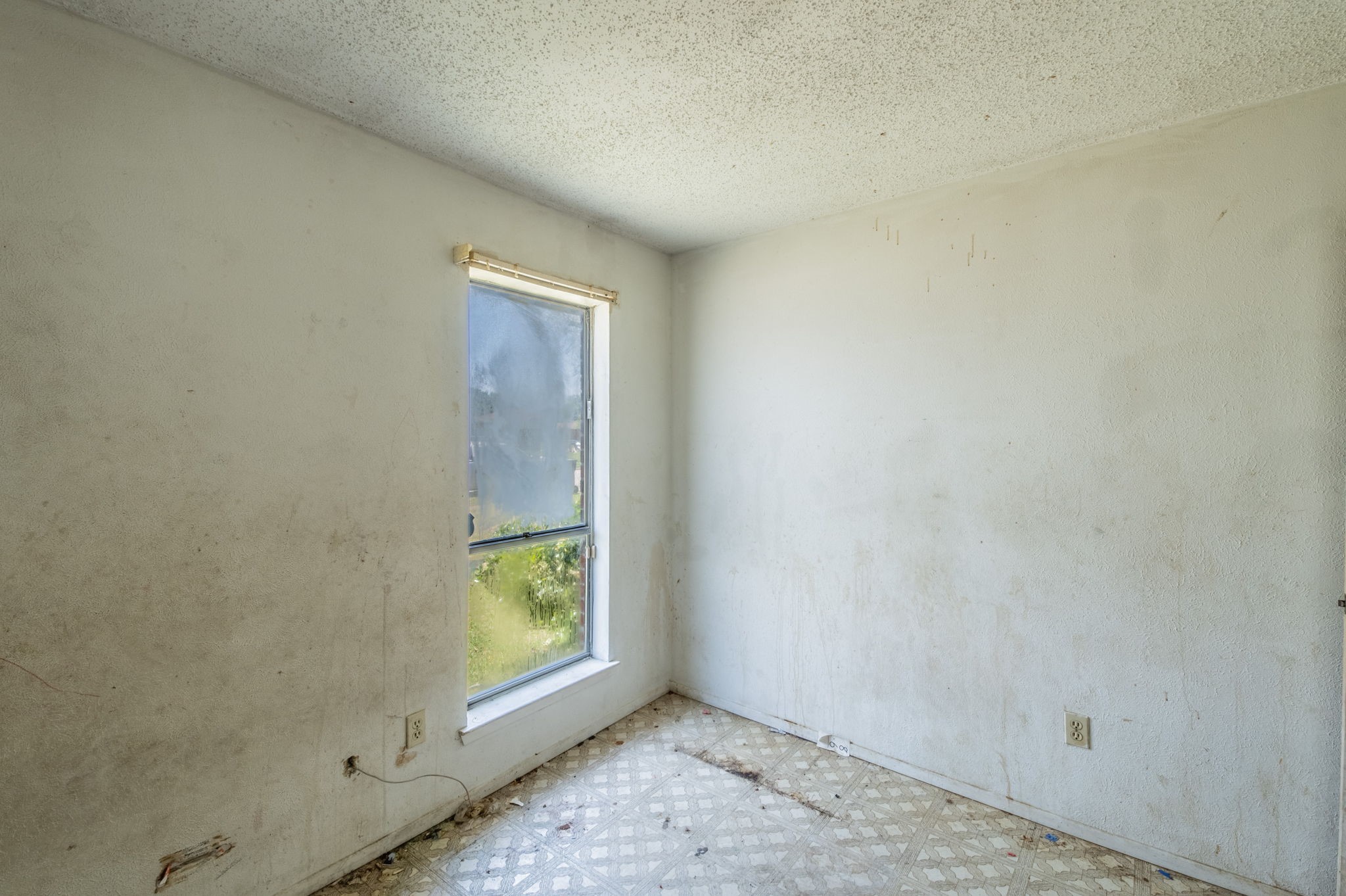 1605 Whiteoak Drive Garland TX 75040