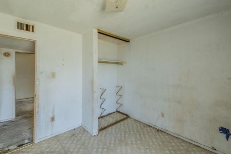 1605 Whiteoak Drive Garland TX 75040