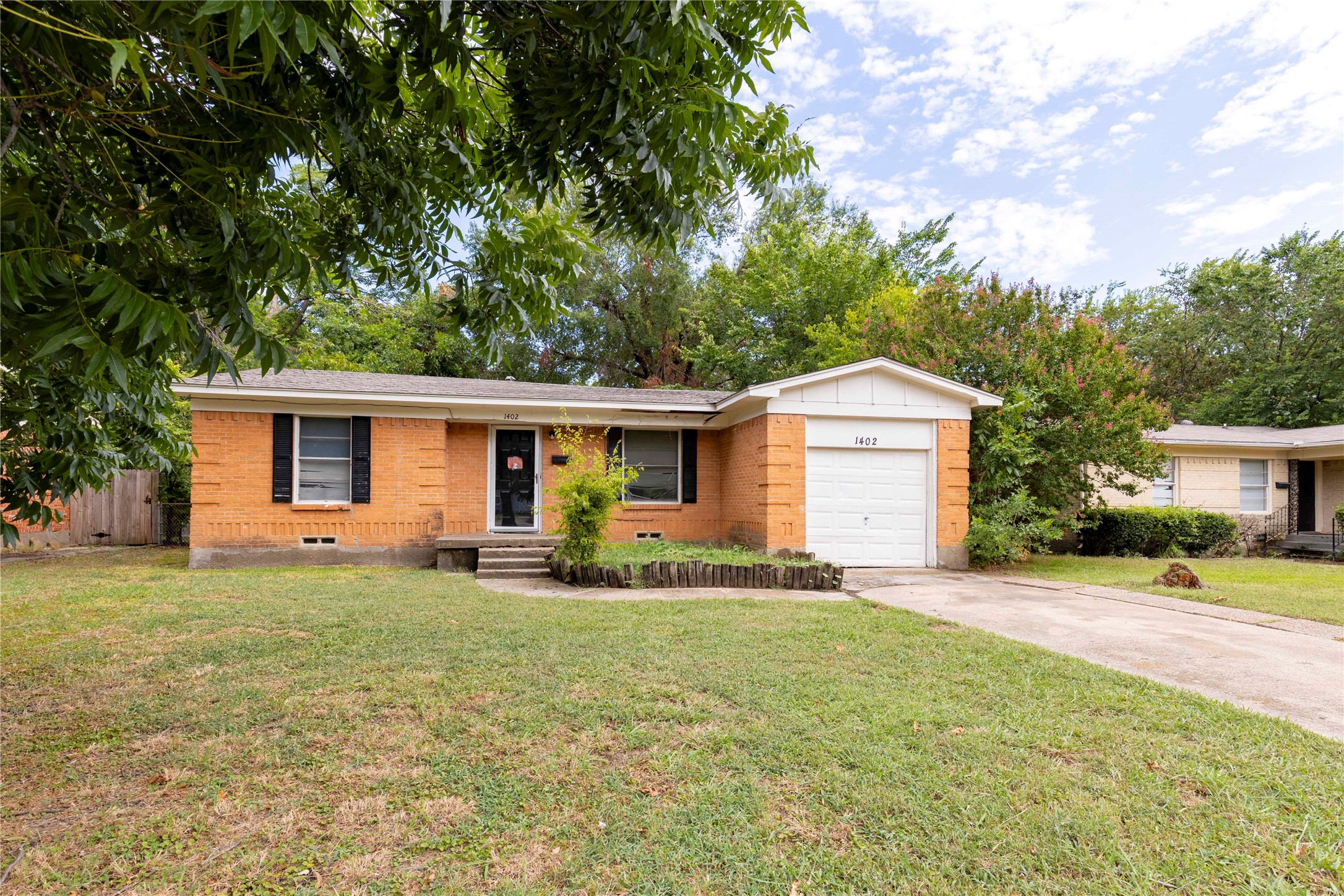 1402 Ridgeview Street Mesquite TX 75149