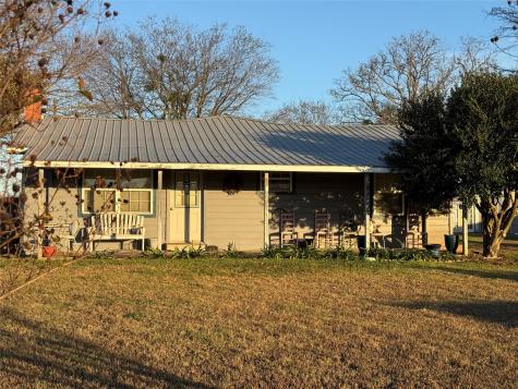 4782 N State Highway 19 Emory TX 75440