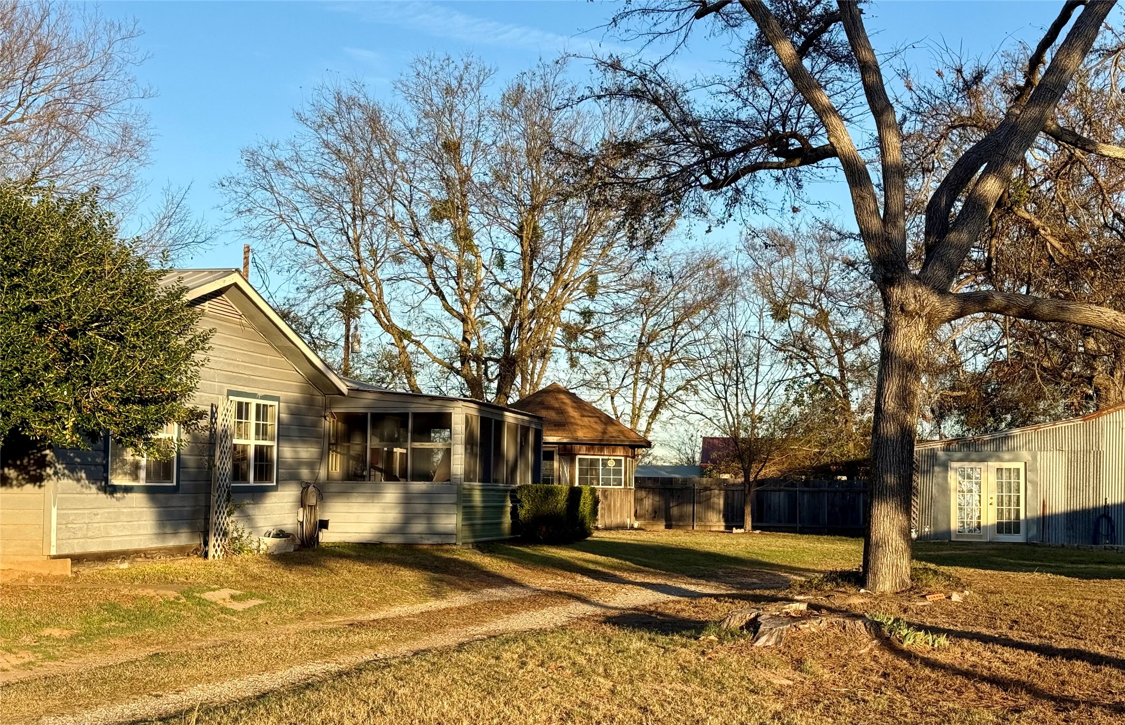 4782 N State Highway 19 Emory TX 75440