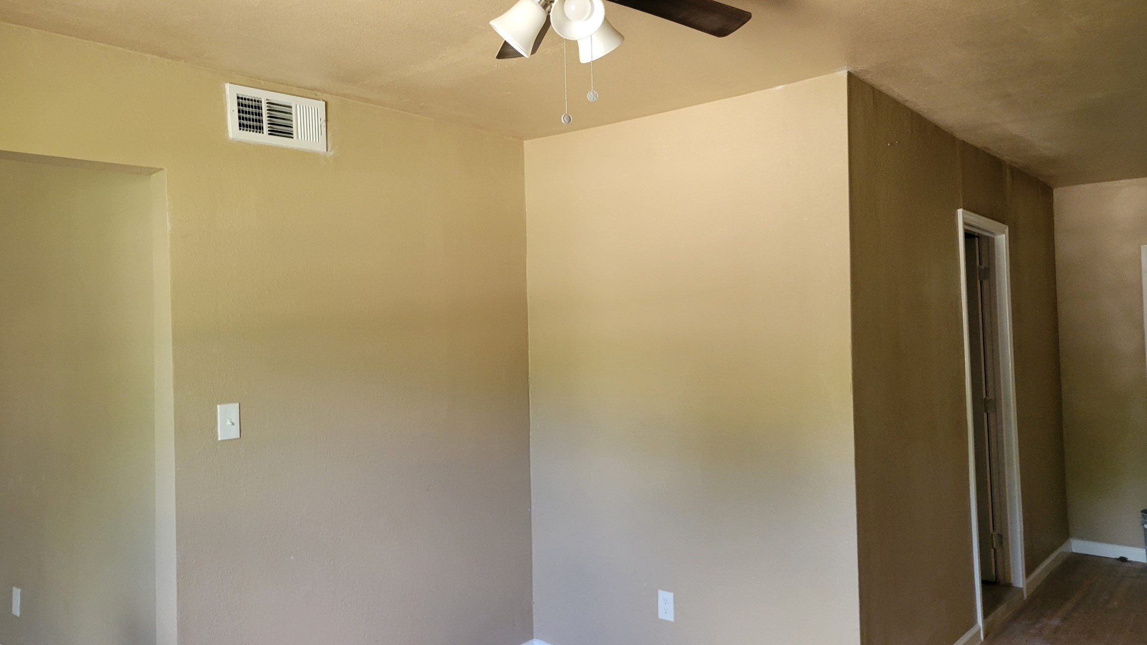 4660 Lois Street Fort Worth TX 76119