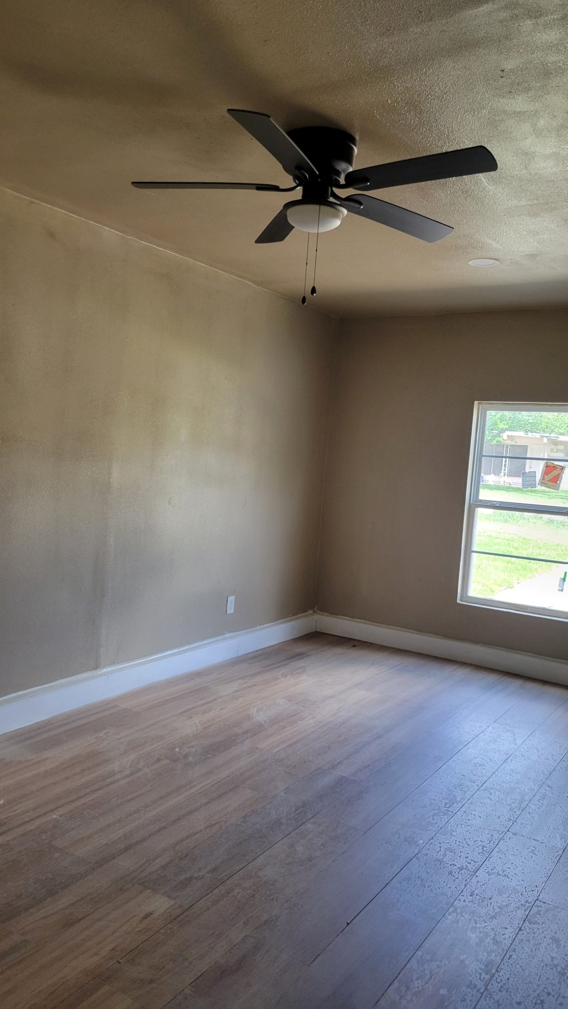 4660 Lois Street Fort Worth TX 76119