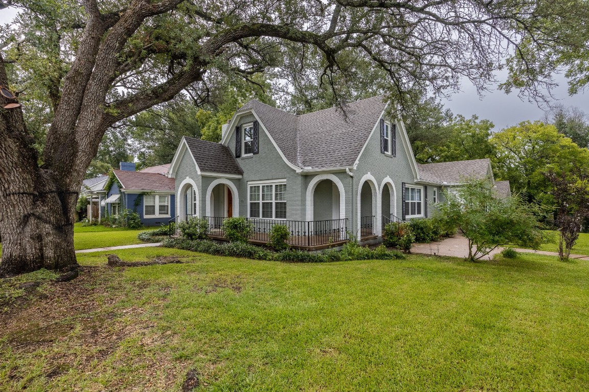 1404 S Donnybrook Avenue Tyler TX 75701