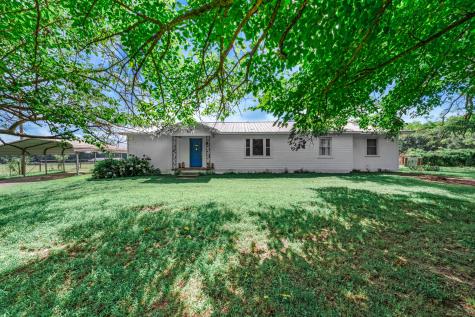 909 County Road SW 3055 Saltillo TX 75478