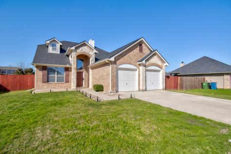 232 Glenview Drive Aubrey TX 76227
