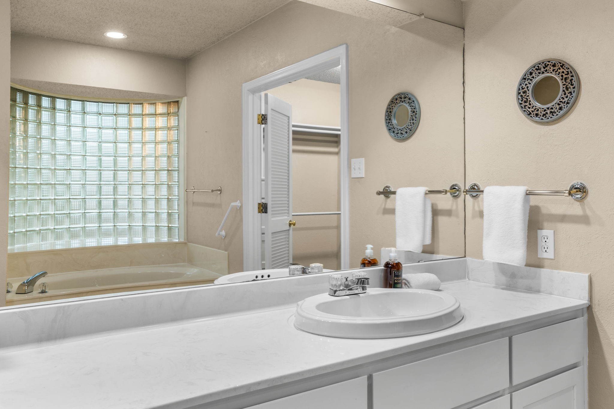 80 Sugar Creek Place Woodway TX 76712
