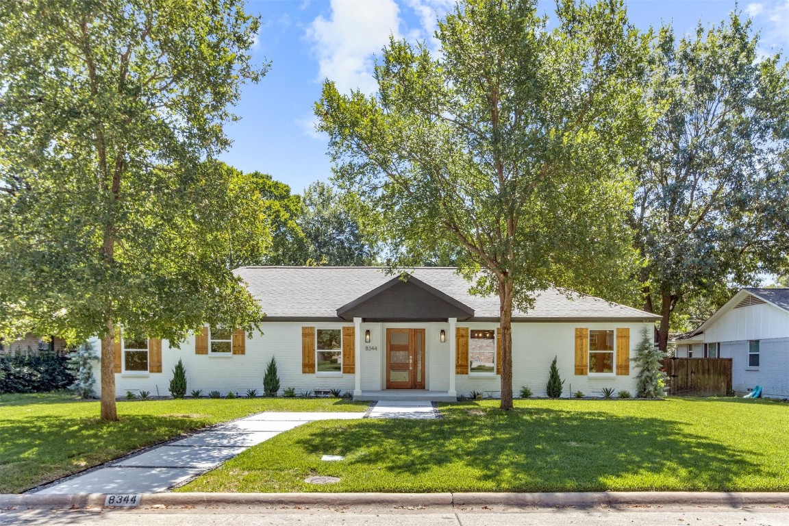8344 San Cristobal Drive Dallas TX 75218