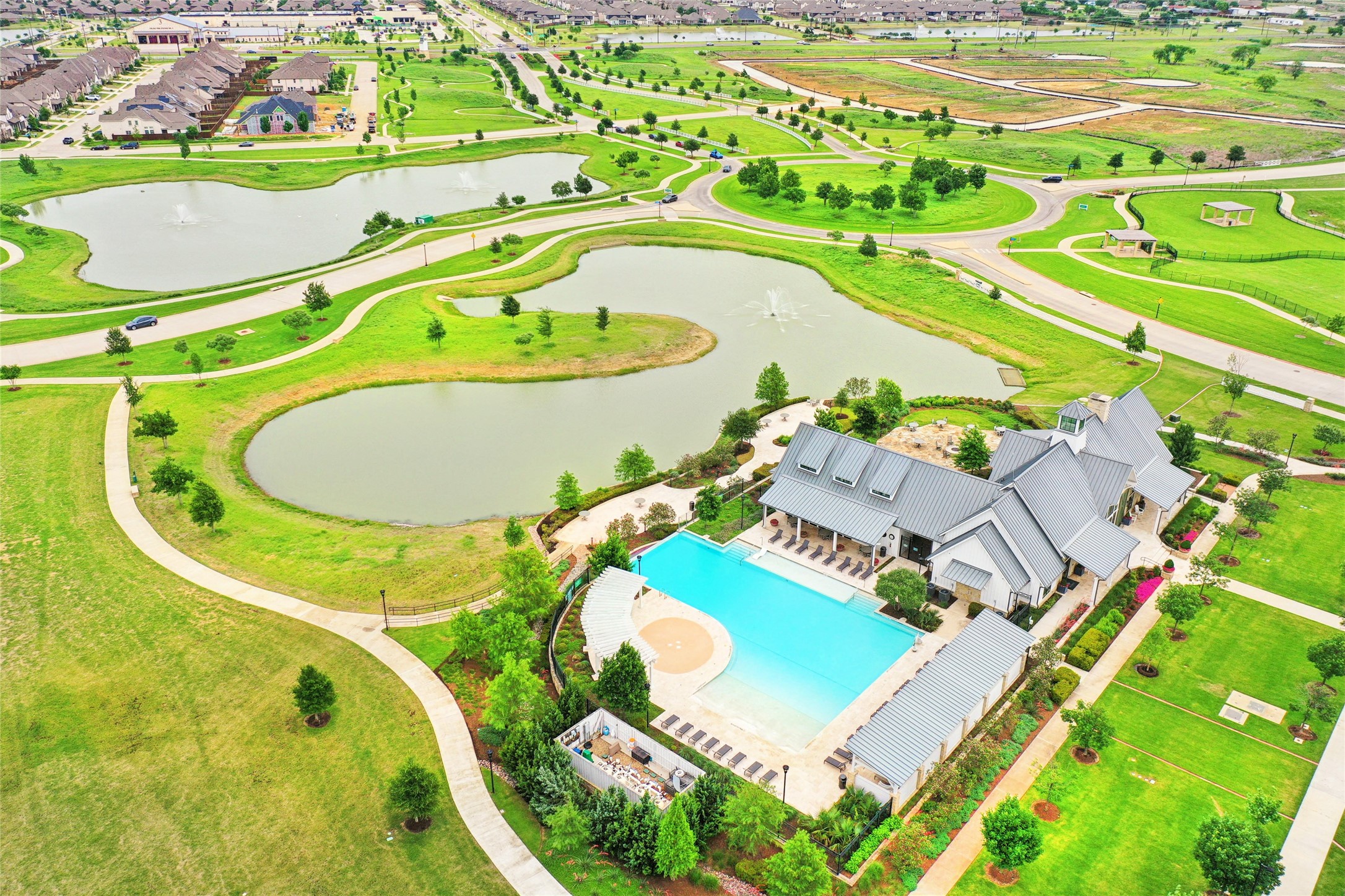 1800 Pelham Drive Aubrey TX 76227