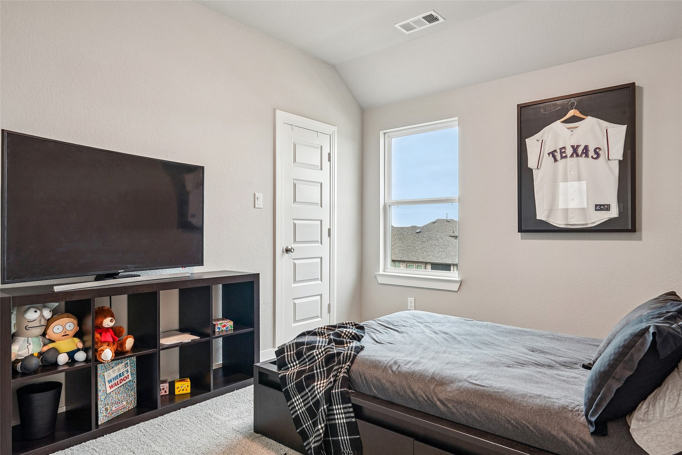 1800 Pelham Drive Aubrey TX 76227