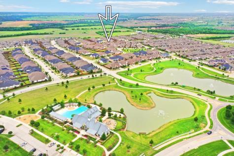 1800 Pelham Drive Aubrey TX 76227