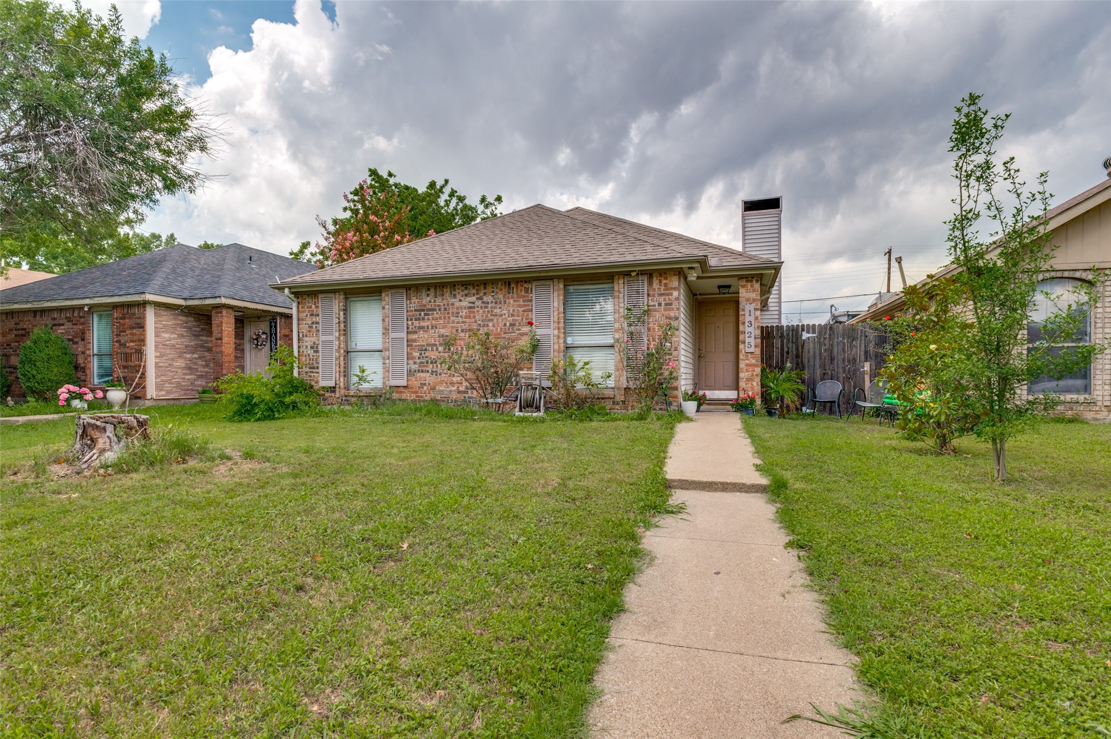 1325 Abbott Drive Irving TX 75060