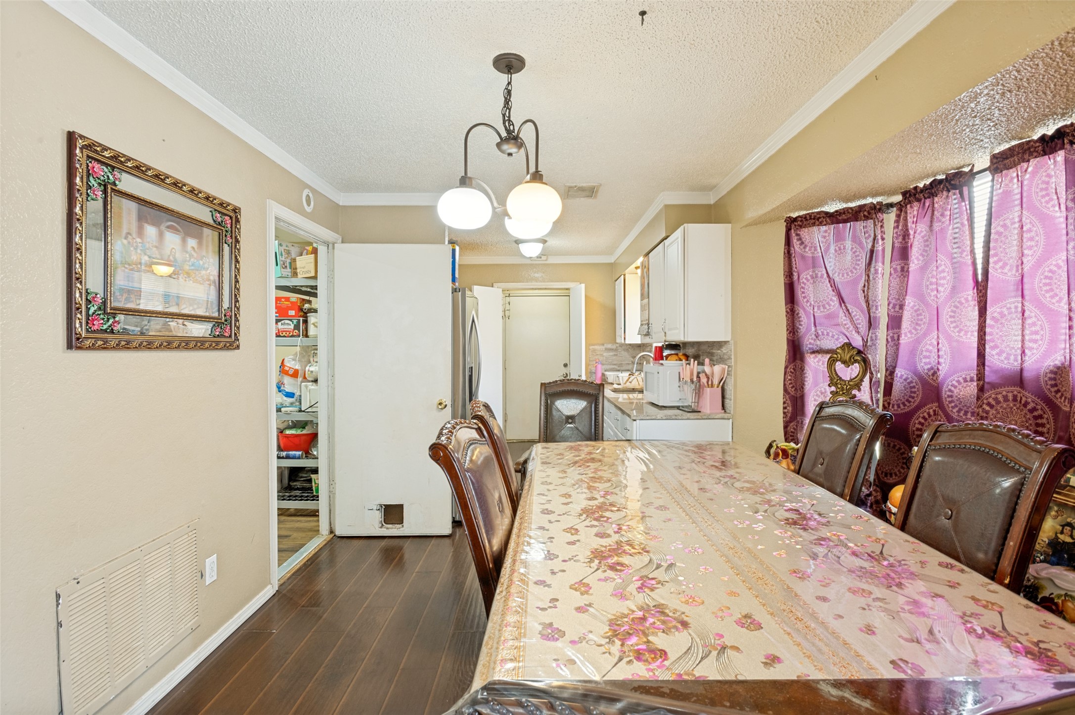 1325 Abbott Drive Irving TX 75060