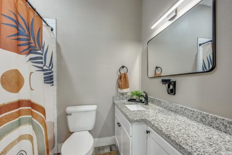 608 Baker Street Denison TX 75020