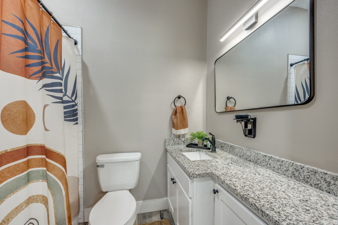 608 Baker Street Denison TX 75020
