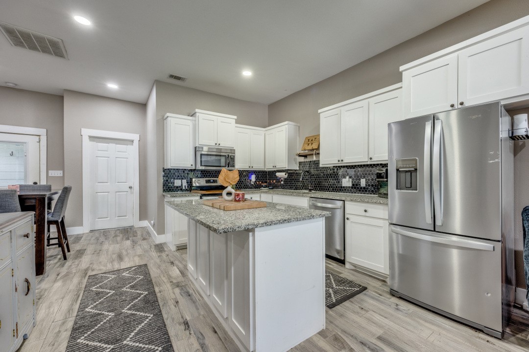 608 Baker Street Denison TX 75020