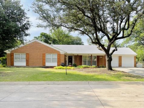 5837 Wales Avenue Fort Worth TX 76133