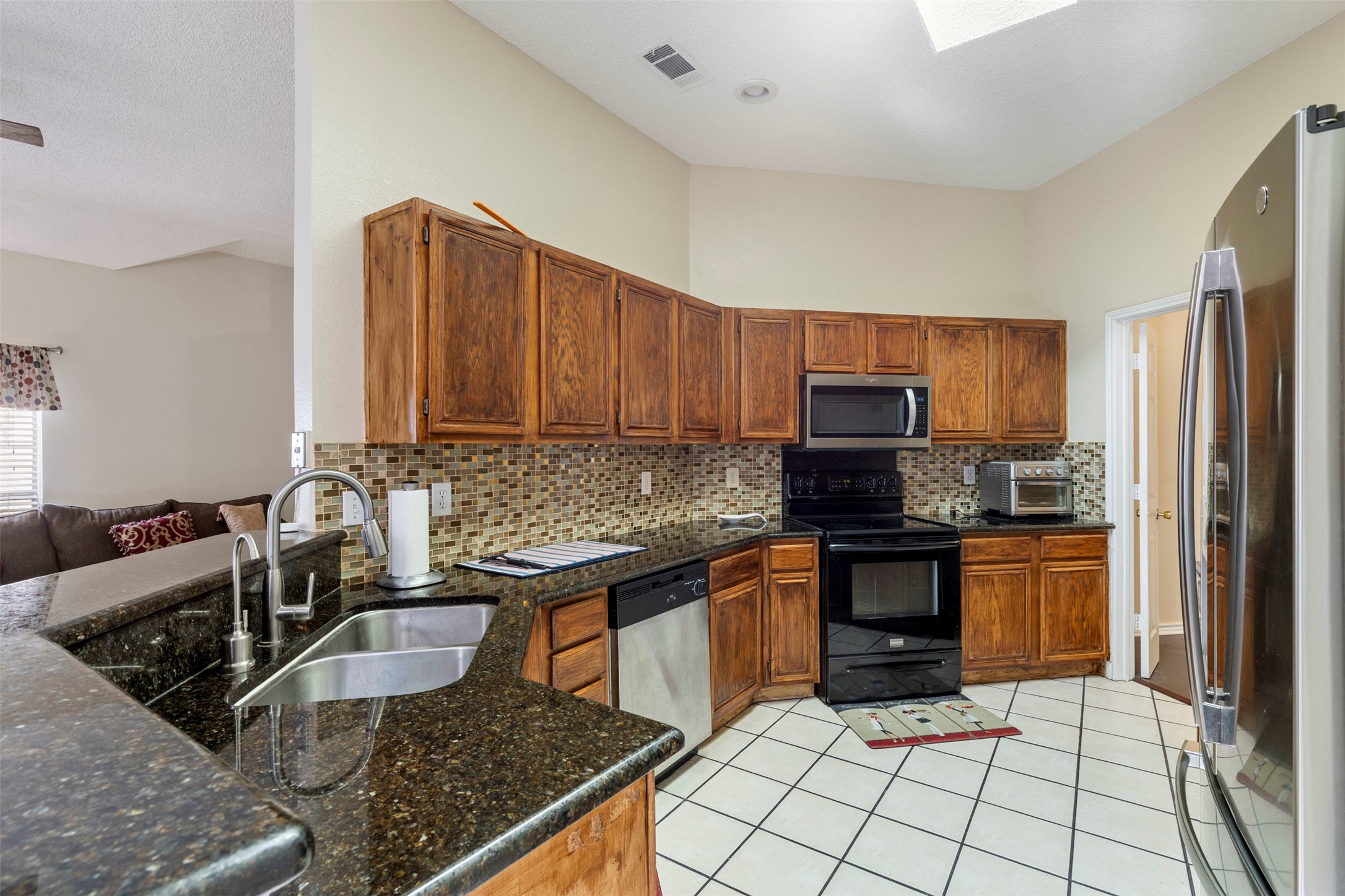 2315 Brisbane Drive Arlington TX 76018