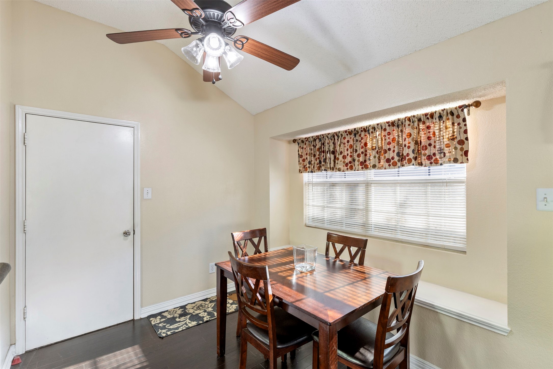 2315 Brisbane Drive Arlington TX 76018