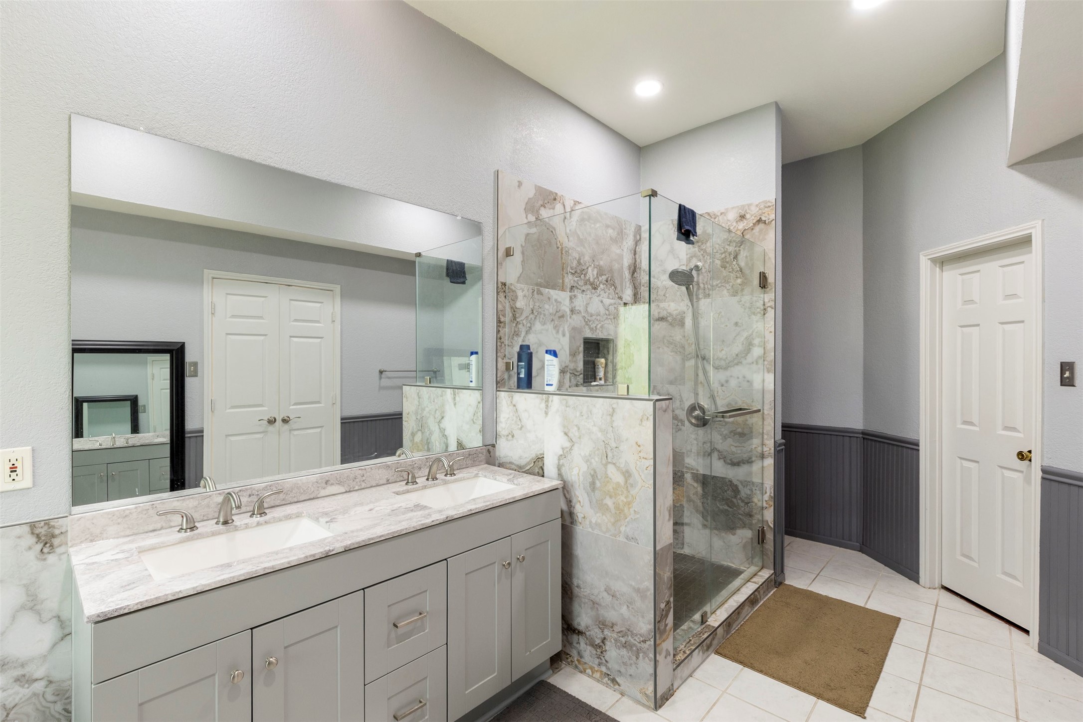 2315 Brisbane Drive Arlington TX 76018