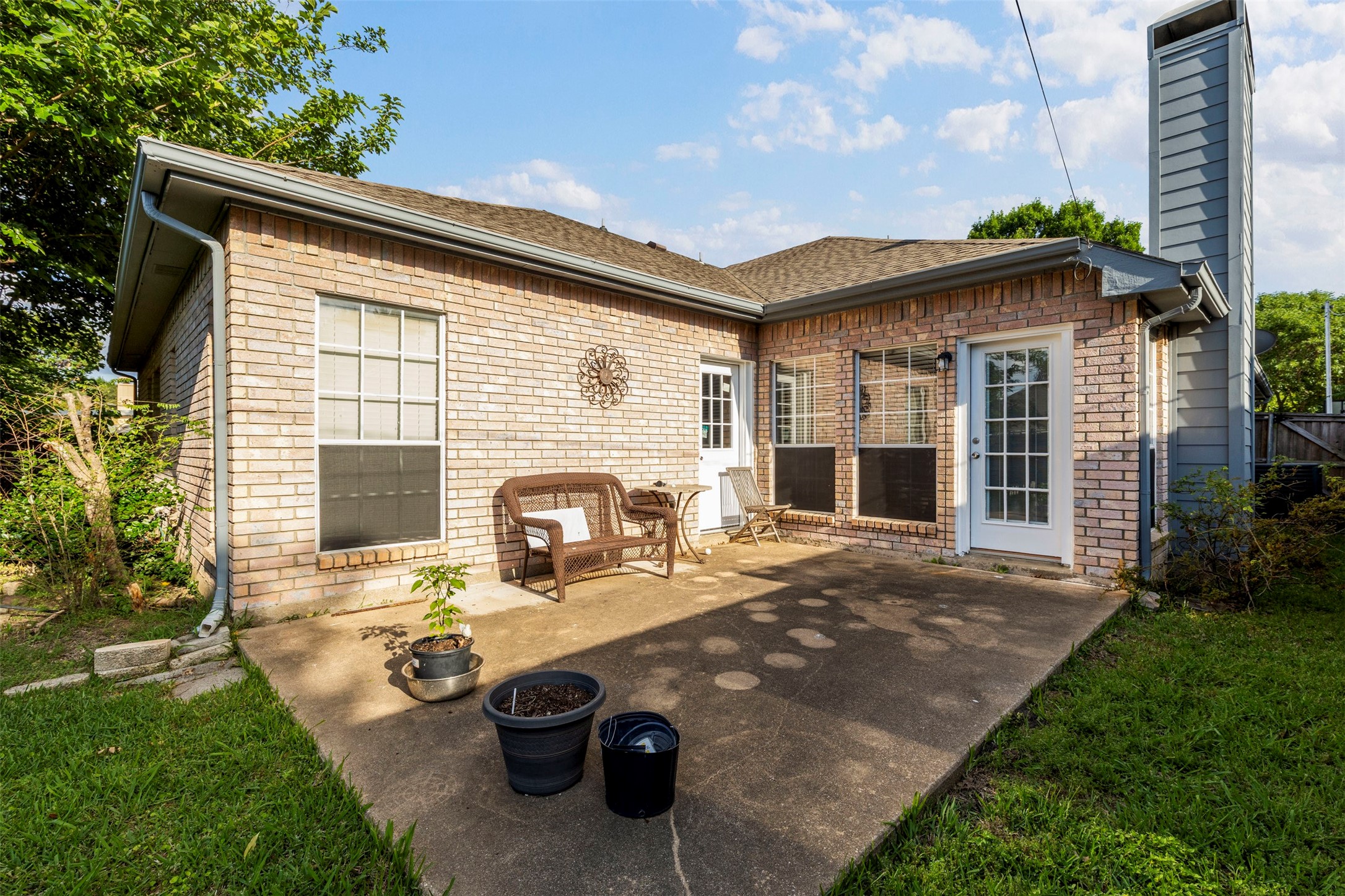 2315 Brisbane Drive Arlington TX 76018