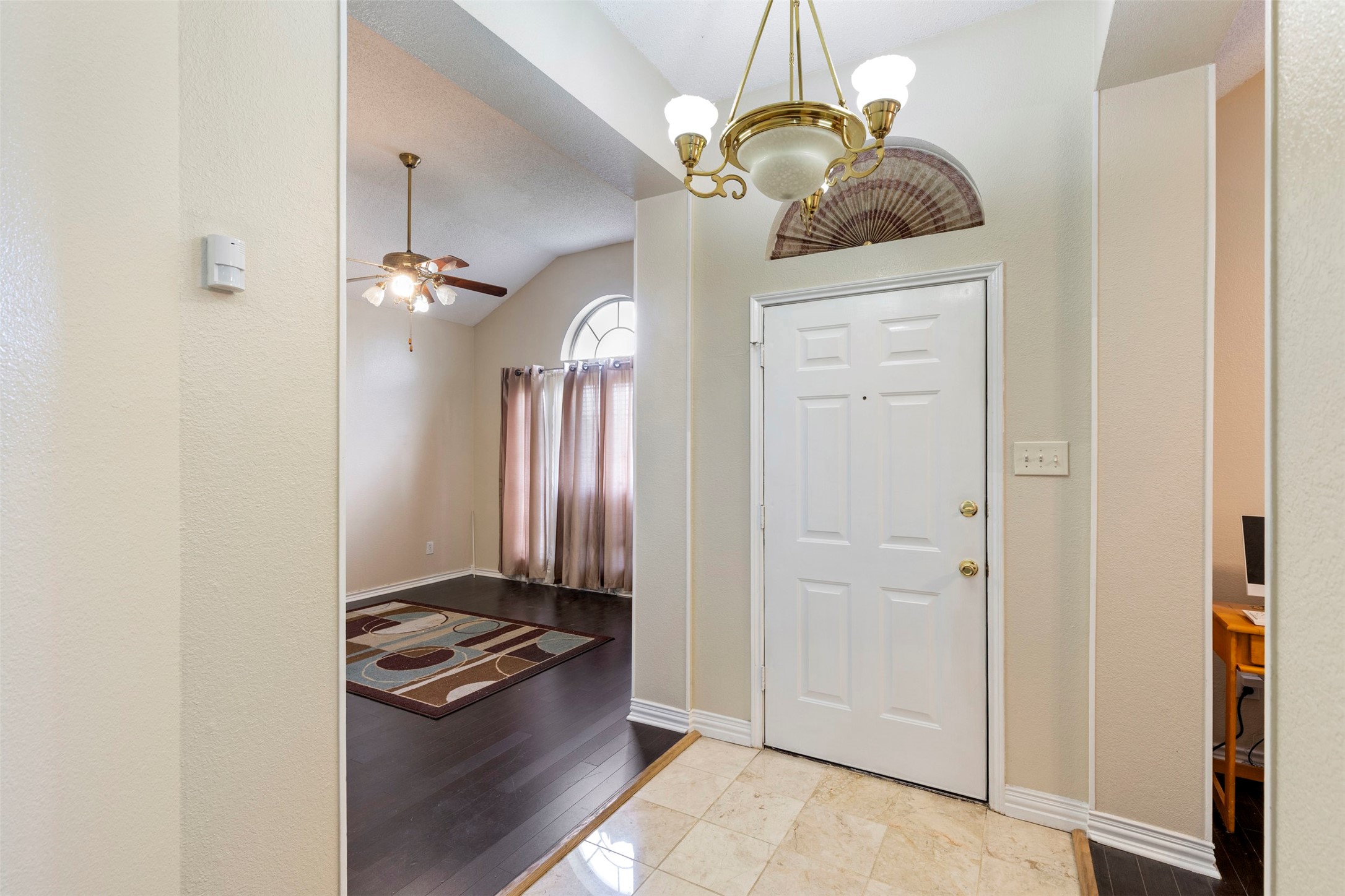 2315 Brisbane Drive Arlington TX 76018
