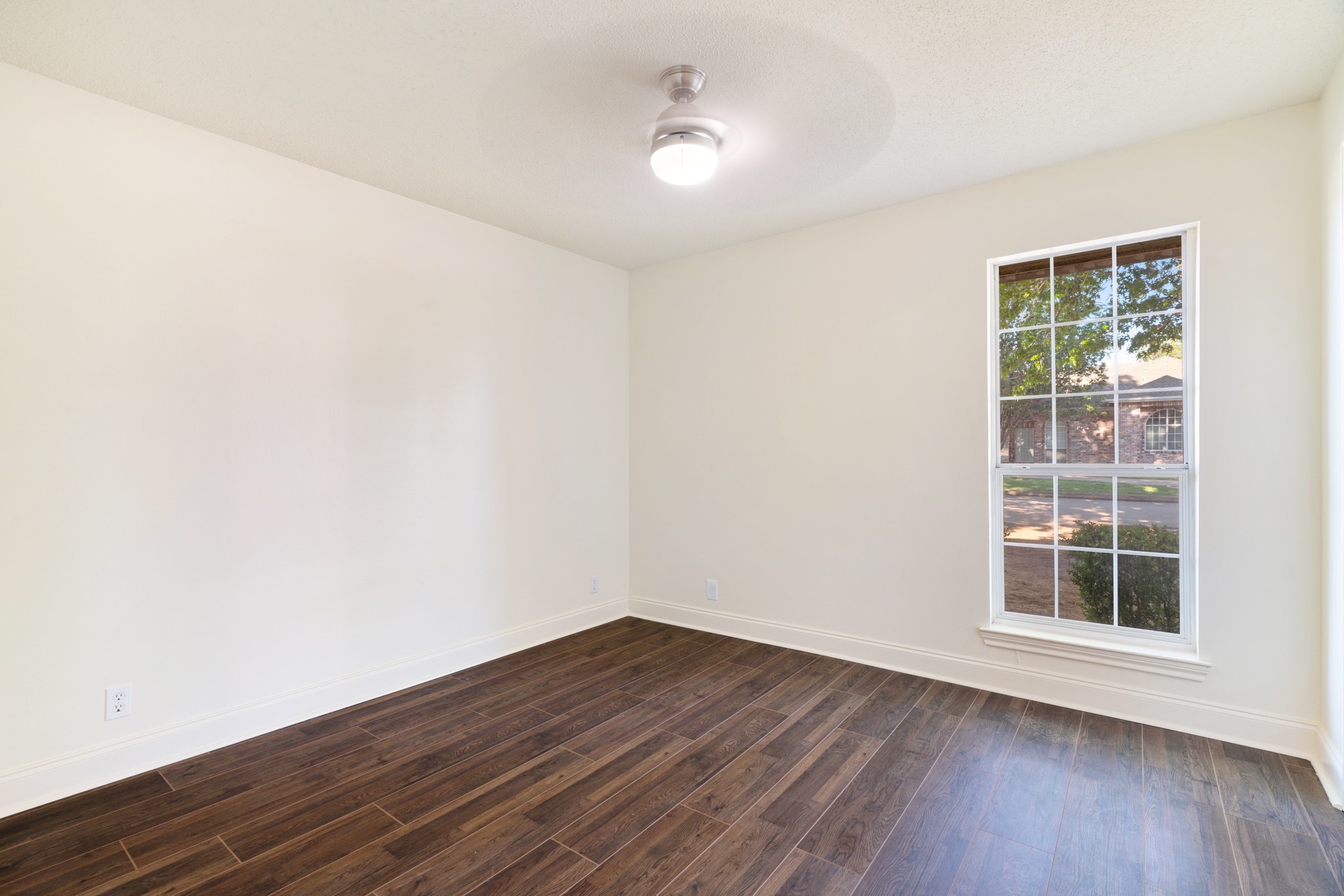 3025 Aspen Paris TX 75462