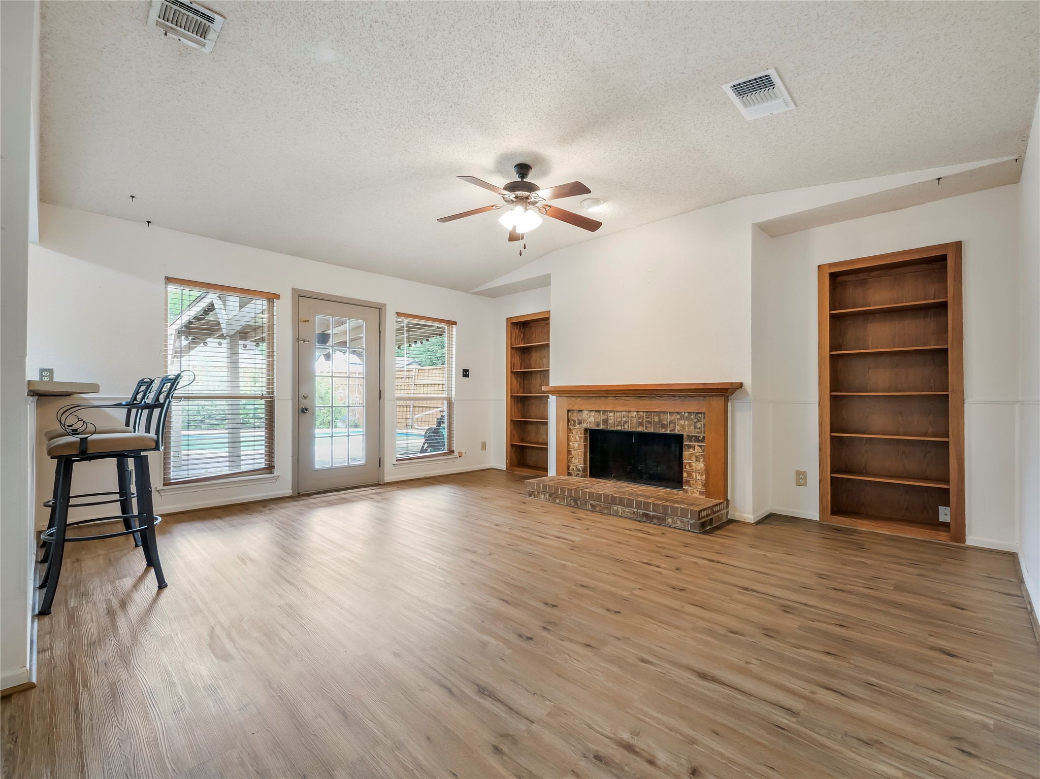 269 E Ridgegate Drive Garland TX 75040