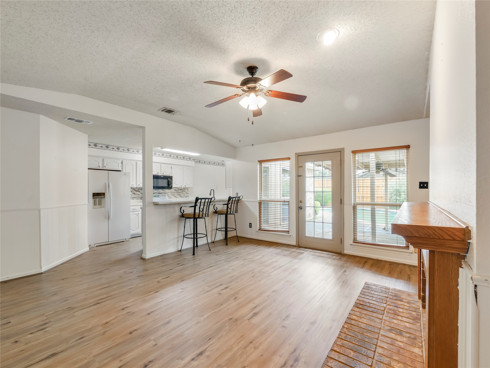 269 E Ridgegate Drive Garland TX 75040