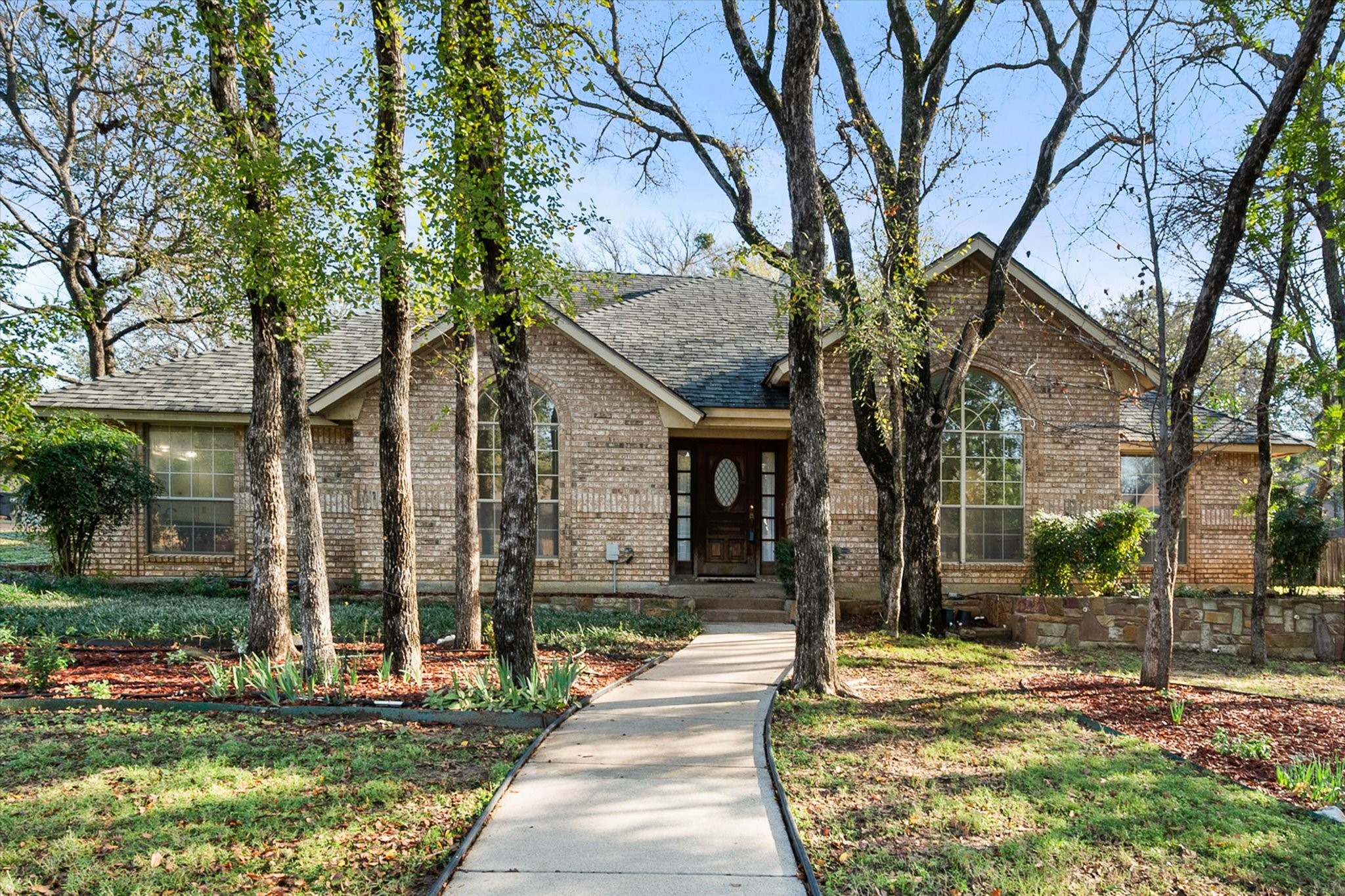 825 Newport Road Fort Worth TX 76120