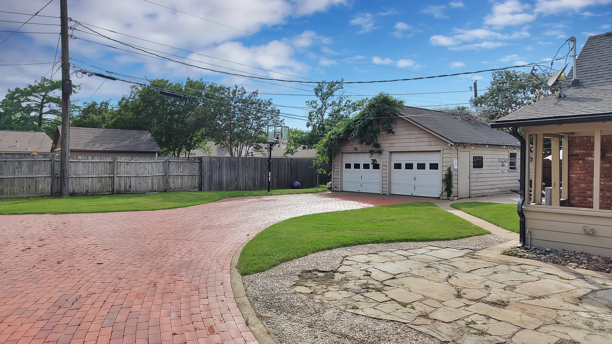 1710 Hilltop Lane Pantego TX 76013