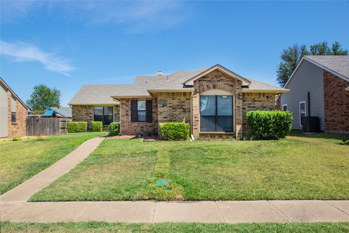 1311 Crestwood Court Allen TX 75002