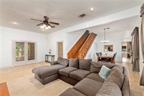 204 S Nueces Street Coleman TX 76834